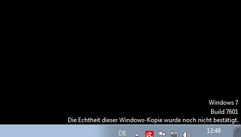 Windows: fondo negro e indicación de un problema de licencia